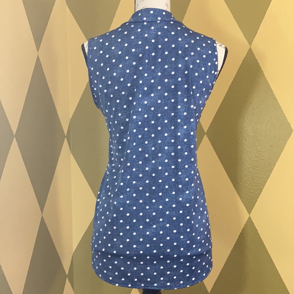 Carol Rose Woman’s Stretchy Tank L V-neck Like New - Picture 2 of 5
